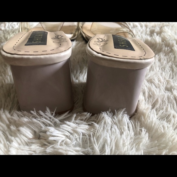 Vinyl sandal - Picture 2 of 9